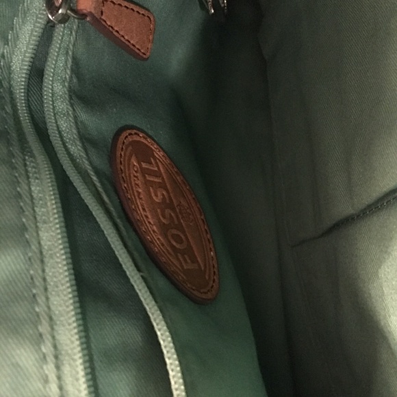 Fossil Crossbody purse - Picture 7 of 8